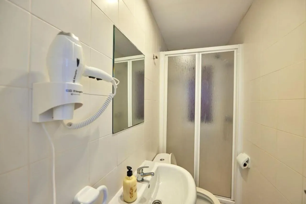 Nura Houses Magaluf Apartment 4